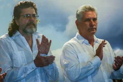 Artistas cubanos reciben Distinción por la Cultura Nacional