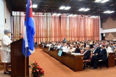Resaltan papel del control interno en la economía cubana