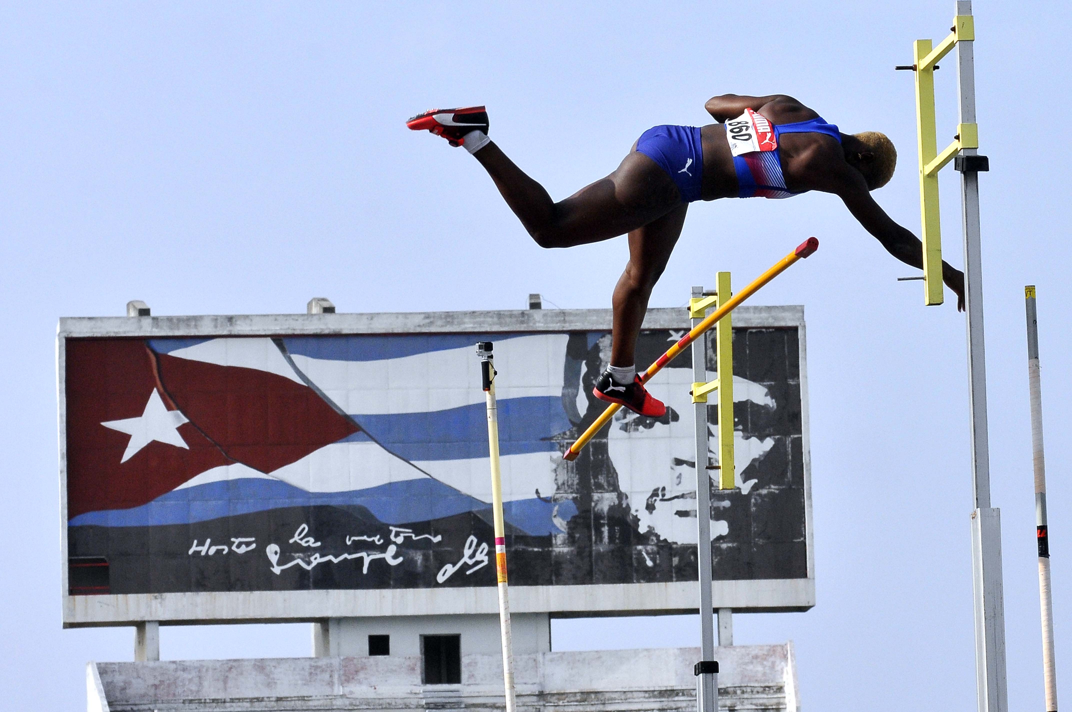 Yarisley Silva no pudo pasar los 4,60 metros. Foto: José Raúl Rodríguez Robleda
