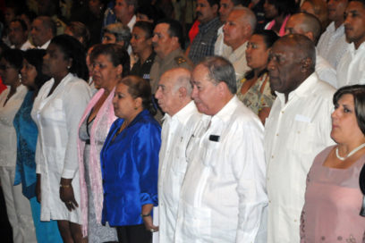 Asiste Machado Ventura a velada cultural en honor a Vilma Espín Guillois