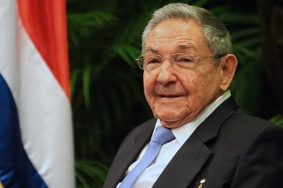 Envía Raúl fuerte abrazo a estudiantes y profesores de las artes (+ Carta)