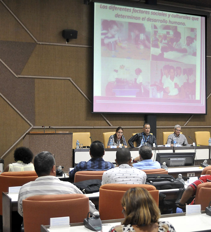 Primer Taller Internacional de Secundaria Básica. Foto: José Raúl Rodríguez Robleda