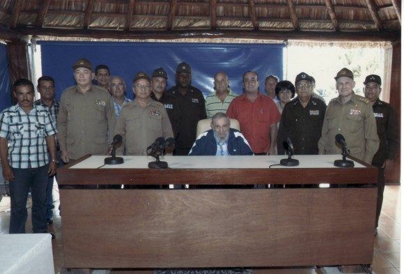 Fidel: El trabajo del MININT es de los más honrosos y dignos