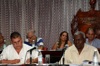 Esteban Lazo exhorta  en Villa Clara a cumplir plan de la economía