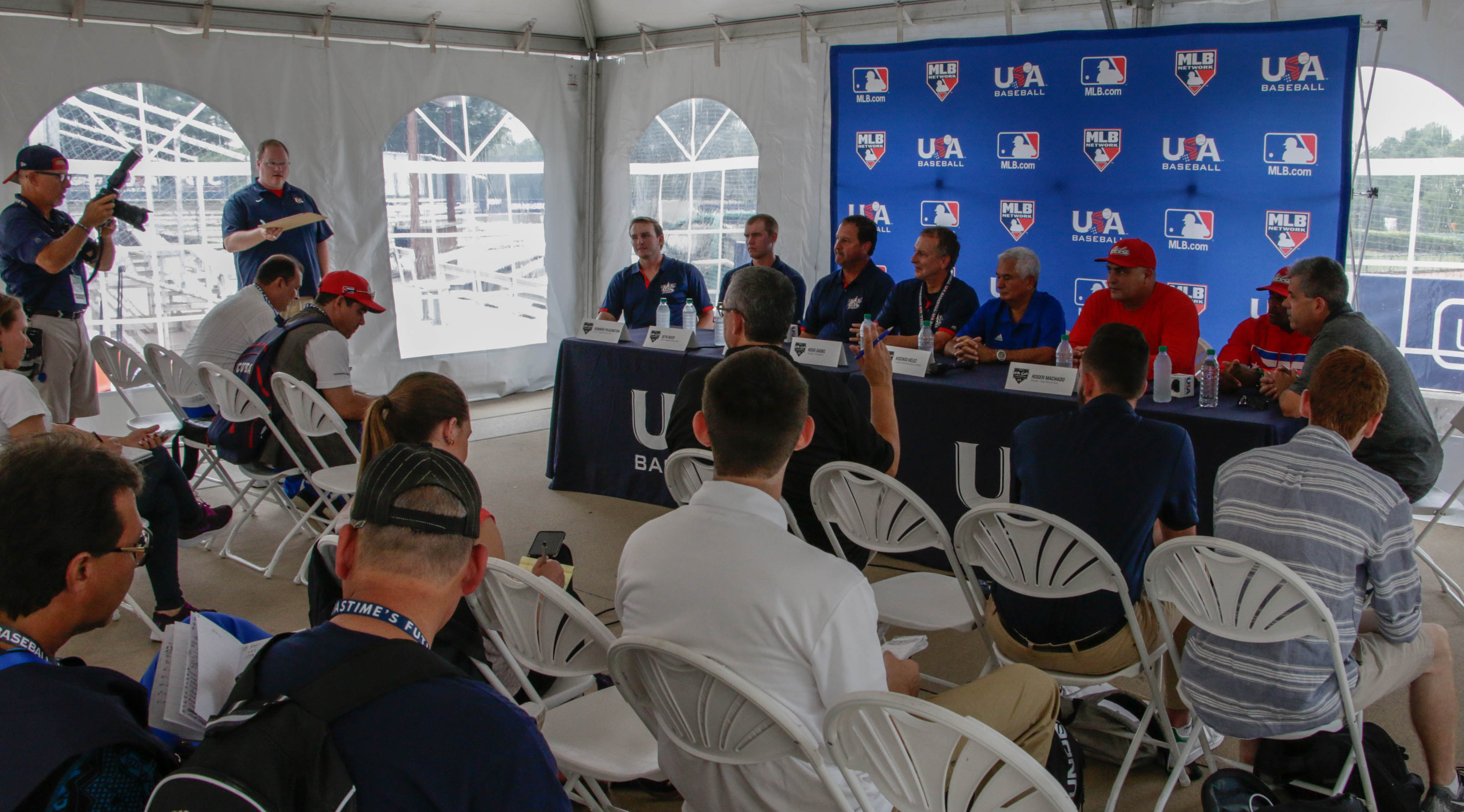 Conferencia de prensa sobre el tope bilateral entre los equipos de béisbol de Cuba y Estados Unidos, realizada en el Complejo Nacional de Entrenamiento de la organización USA Baseball. ACN FOTO/Abel PADRÓN PADILLA