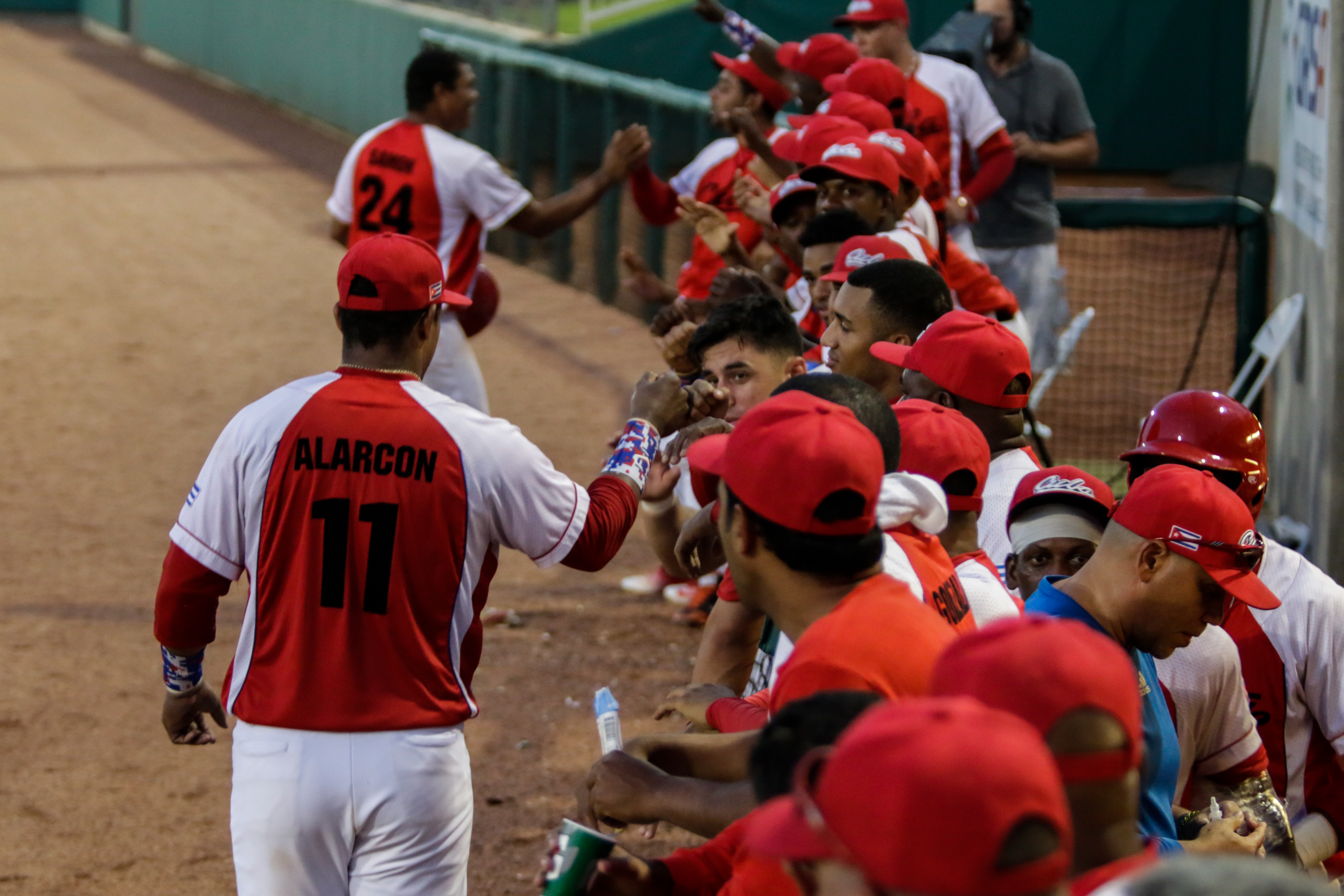 Quinto juego del tope amistoso entre las selecciones de Cuba y Estados Unidos. ACN FOTO/Abel PADRÓN PADILLA