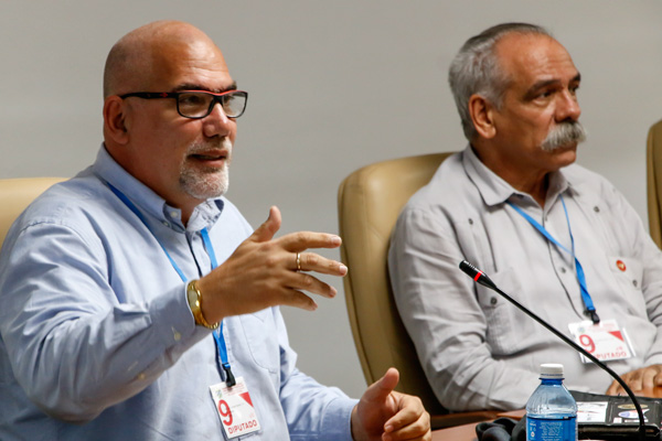 El Presidente del INDER interviene en la Comisión de Salud y Deporte de la Asamblea Nacional del Poder Popular. Foto: Roberto Morejón