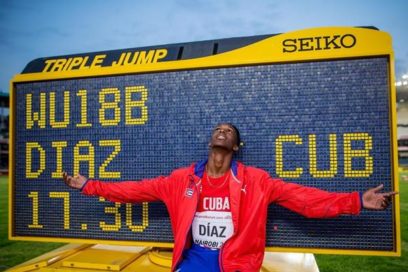 Jordan Díaz, récord mundial sub 18 con tres saltos