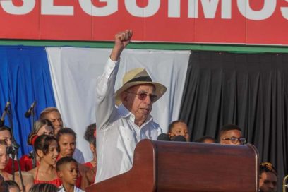 The economy is the essential task, since it is the base upon which all the Revolution’s conquests are sustained