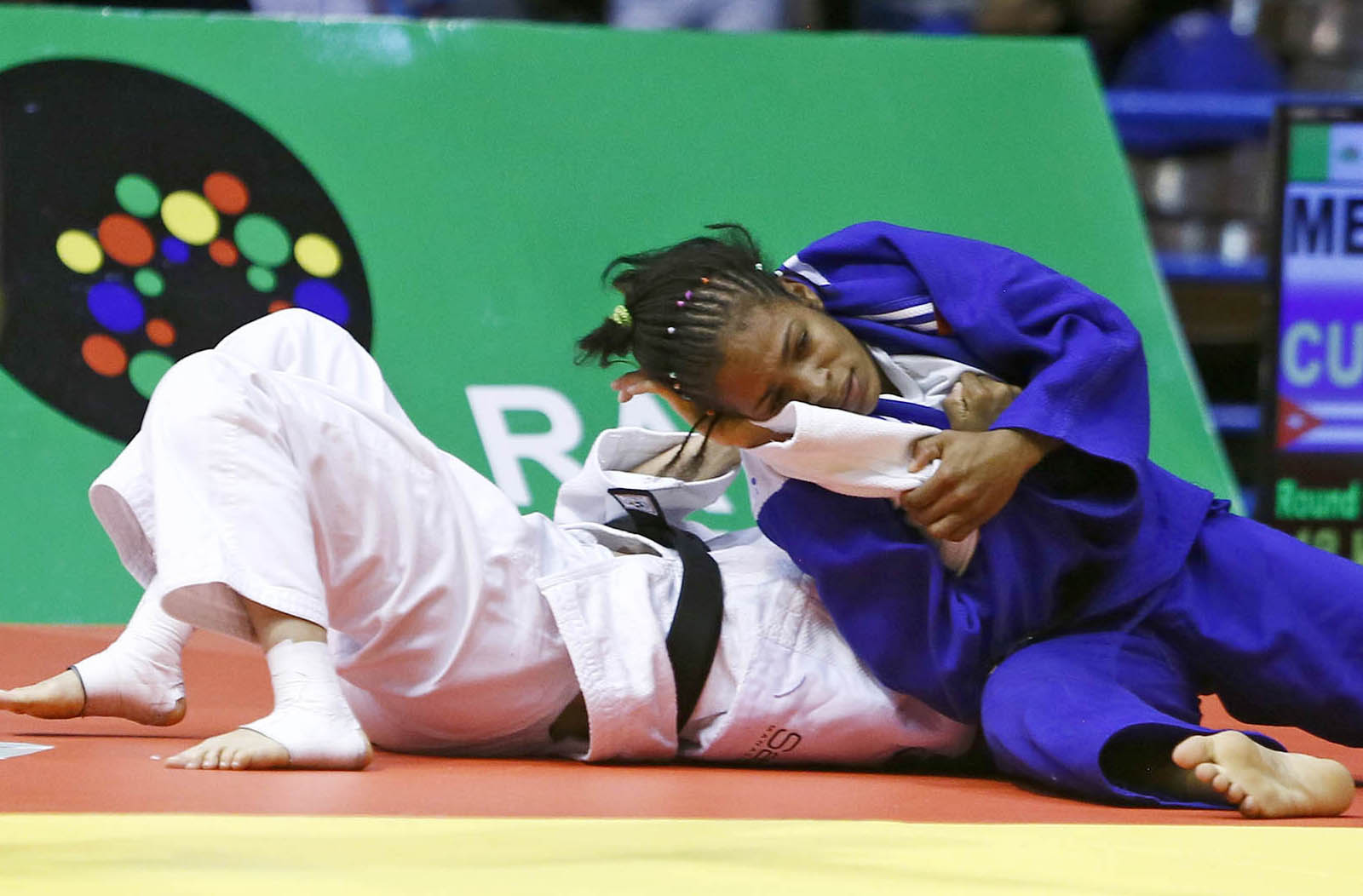 Mellisa Hurtado en su debut mundialista
