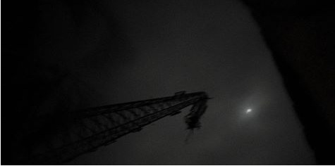 La torre del centro telefónico de Cayo Coco se partió.