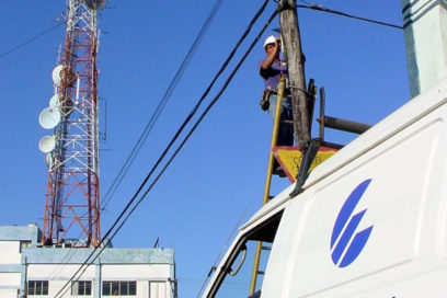 Intensa labor para restablecer comunicaciones