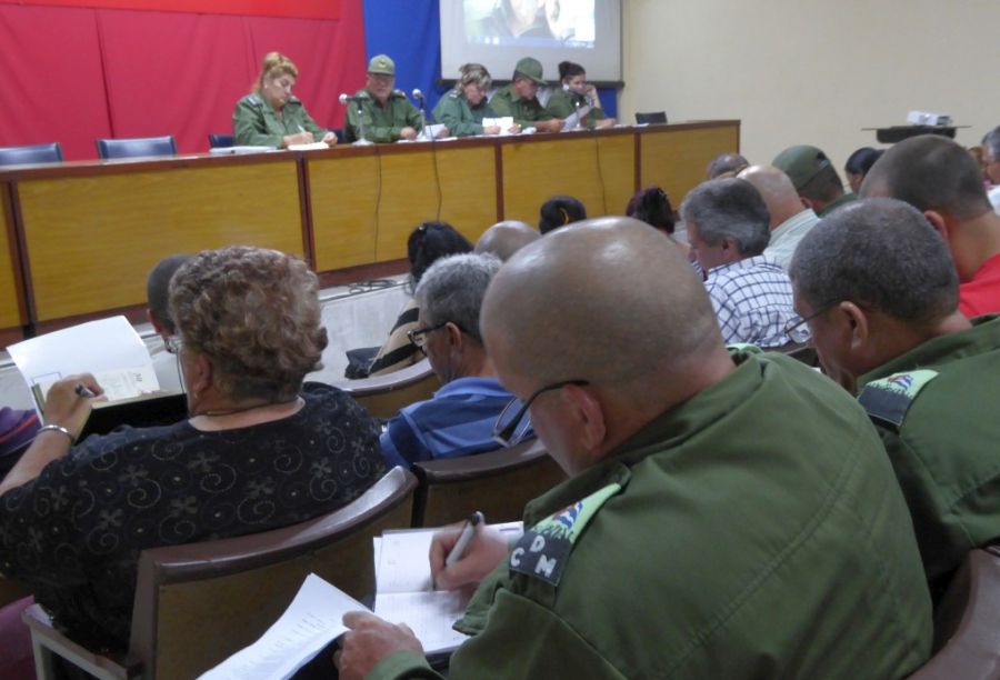 El Consejo de Defensa Provincial orientó aplicar las medidas correspondientes a cada fase con agilidad y disciplina. Foto: Reidel Gallo/ escambray.cu