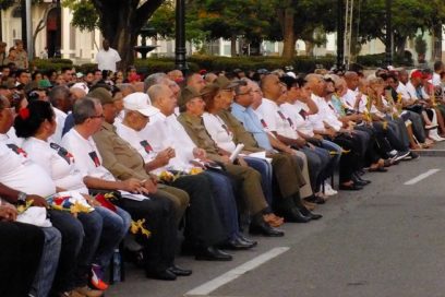 Presidió Raúl Castro acto central por el aniversario 60 del Levantamiento Popular Armado de Cienfuegos