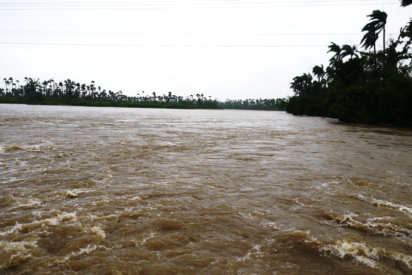 Crecida del río Toa . Foto: Rodny Alcolea