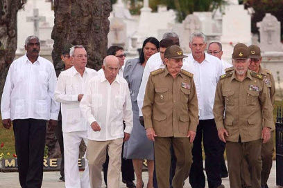 Acto político y ceremonia militar de inhumación de los restos de Carlos Manuel de Céspedes y Mariana Grajales (+Fotos y Videos)