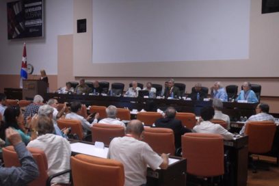 Se impone la relectura de la historia