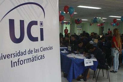 Sesiona en la UCI Segundo Taller Nacional de Capacitación a Profesores de Inglés