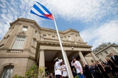 EE.UU. ordena salida de personal diplomático cubano en Washington