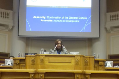 Cualquier doctrina basada en la superioridad racial o cultural debe rechazarse enérgicamente