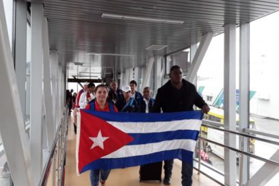 Llega a Sochi delegación cubana que asiste al XIX Festival Mundial de la Juventud y los Estudiantes