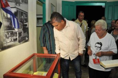 Sentido homenaje a Abel Santamaría en su natalicio