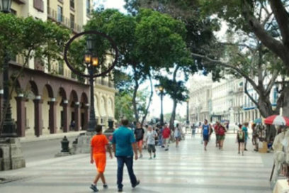 Responden a Luces innecesarias