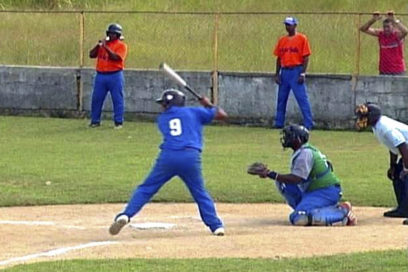 Azucareros siguen batidos sobre el terreno