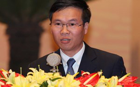 Vo Van Thuong, miembro del Buró Político, del Secretariado y presidente de la Comisión de Propaganda y Educación del Comité Central del Partido Comunista de Vietnam.