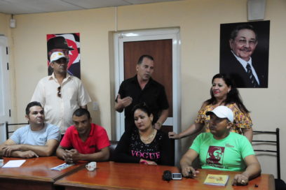 Debaten constructores asuntos de interés nacional