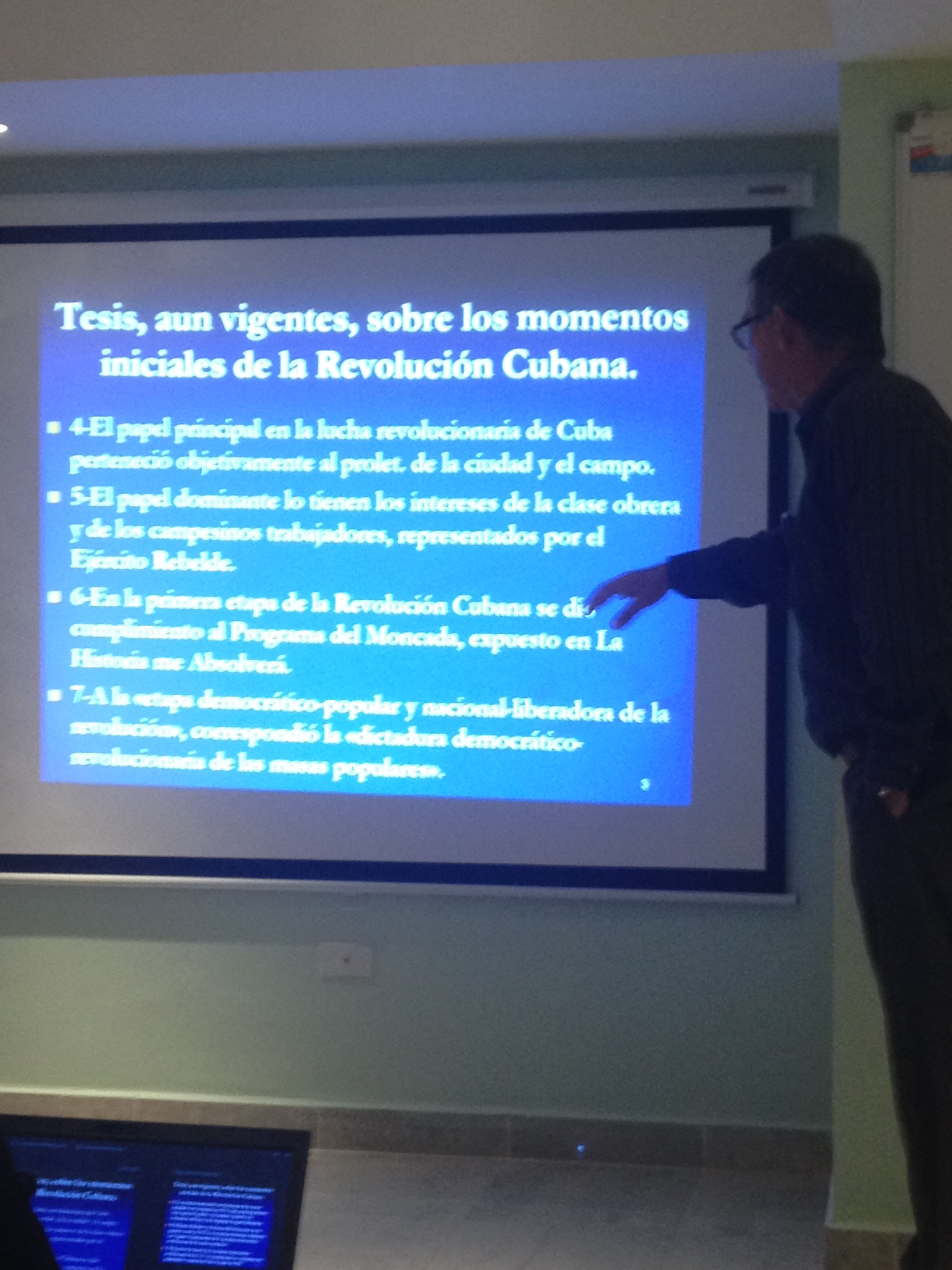 El Dr.Daniel Rafuls en su presentación