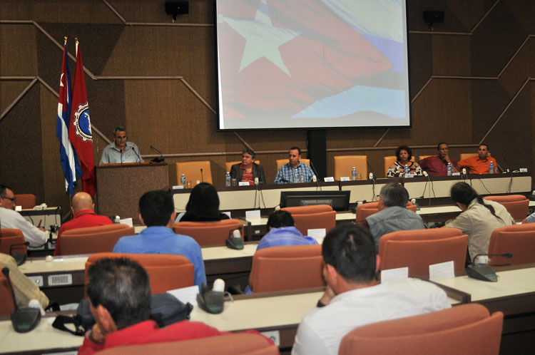 Conferencia nacional del sindicato de la Construcción. Palacio de las convenciones. La Habana. Foto: José Raúl Rodríguez Robleda