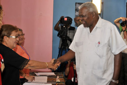 Dar el voto por el pueblo, la Revolución y nuestro futuro