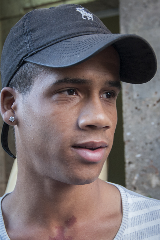 Es emocionante participar en este ejercicio de democracia, afirma Luis Enrique Echemendía, de 17 años. Foto: René Pérez Massola