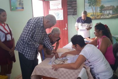 Con acordes de patriotismo