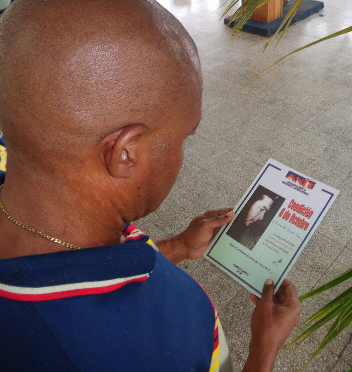 Como parte de la clausura de la jornada fueron reconocidos con la condición 8 de Octubre innovadores destacados. Foto: Gretel Díaz Montalvo