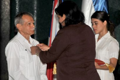 Condecoran en Cuba al luchador boricua López Rivera