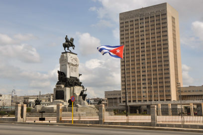 Respeto y admiración para el hospital Ameijeiras