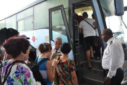 Empresa Ómnibus Nacionales: Largo camino sobre ruedas