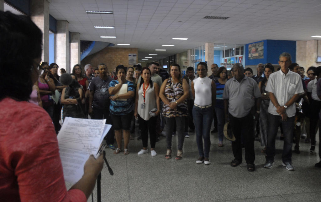 Cancelación de sello postal por el Aniversario 60 del asesinato de José María Pérez Capote / Foto: Agustín Borrego Torres