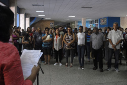 Cancelan sello en memoria de José María Pérez