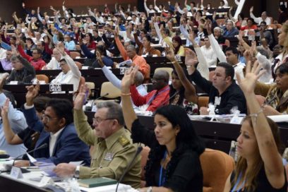 Aprueban diputados extensión del mandato de las asambleas provinciales y la Asamblea Nacional