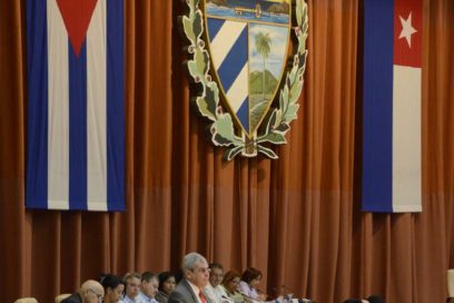 Intervención de Ricardo Cabrisas, ministro de Economía y Planificación, el rendir un informe en la sesión ordinaria del décimo período ordinario de la VIII Legislatura del Parlamento.