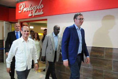 Llegó a Cuba presidente serbio, Aleksandar Vučić