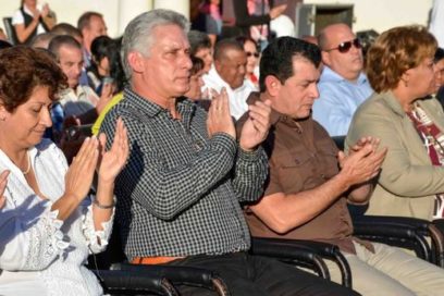 Presidió Díaz-Canel acto nacional por el Día del Educador (+Fotos)
