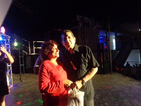 Al decir de los propios trabajadores del centro, el retiro laboral del doctor Raúl Dueñas Fernández es por un instante porque de él se hablará a cada segundo y se le recordará siempre por necesario, imprescindible, real y útil.