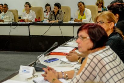 Intenso trabajo internacional de la Asamblea