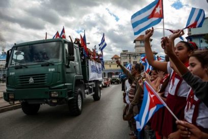 Acompañan jóvenes entrada de Caravana de la Libertad a La Habana