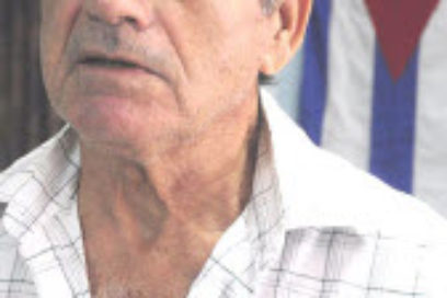 Se nos fue Orlandito, el héroe albañil