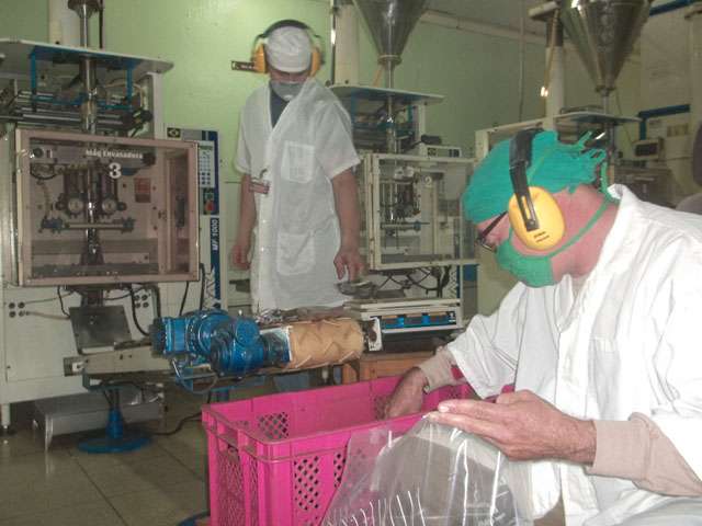 En Ciego de Ávila se convocó a desarrollar un proceso orgánico del XXl Congreso de la CTC con motivación, rendimiento laboral, disciplina y eficiencia económica en los centros de trabajo. Foto: José Luis Martínez Alejo
